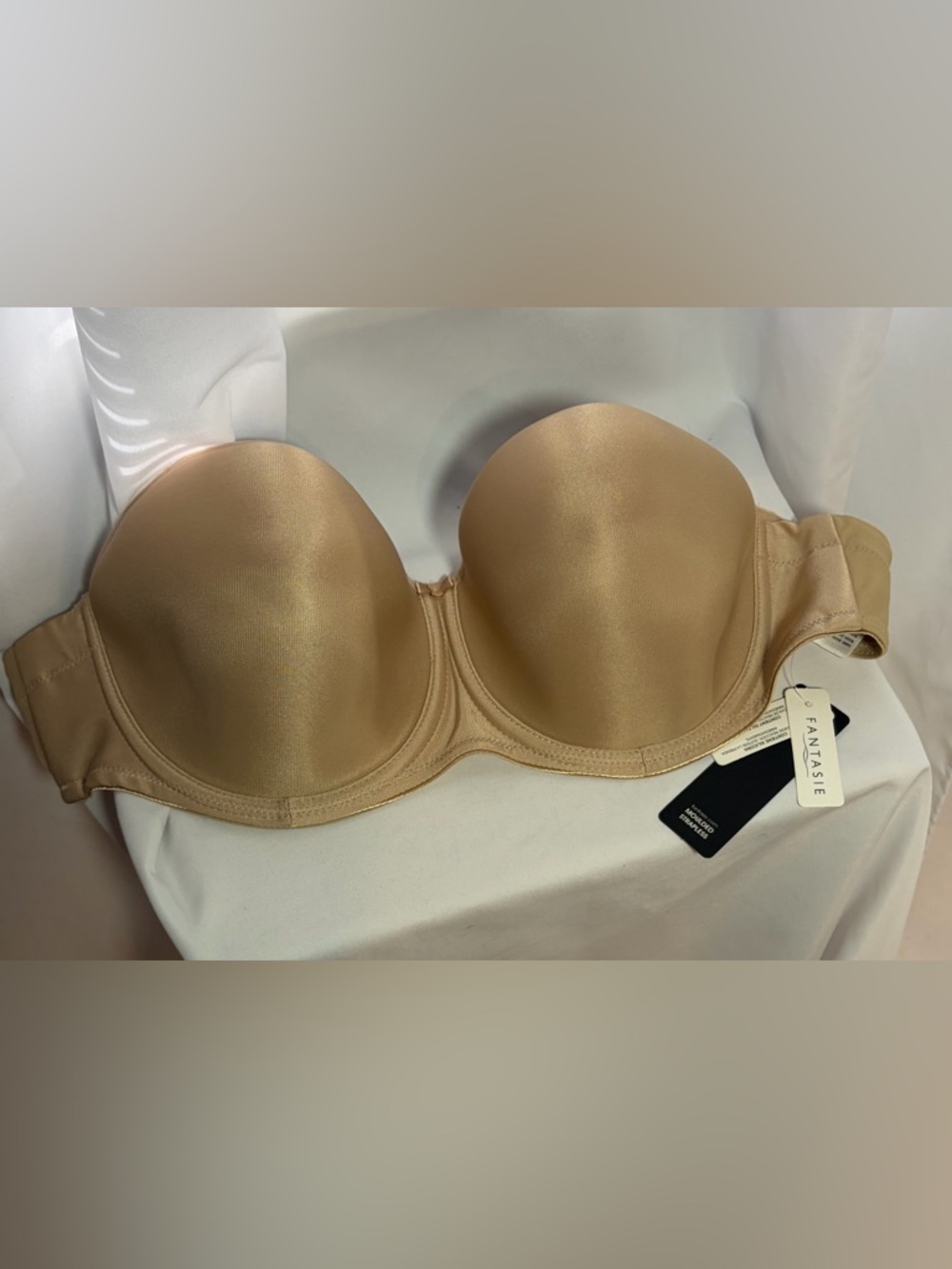 NWT FANTASIE Smoothing Molded Strapless Bra in Nude size 32F